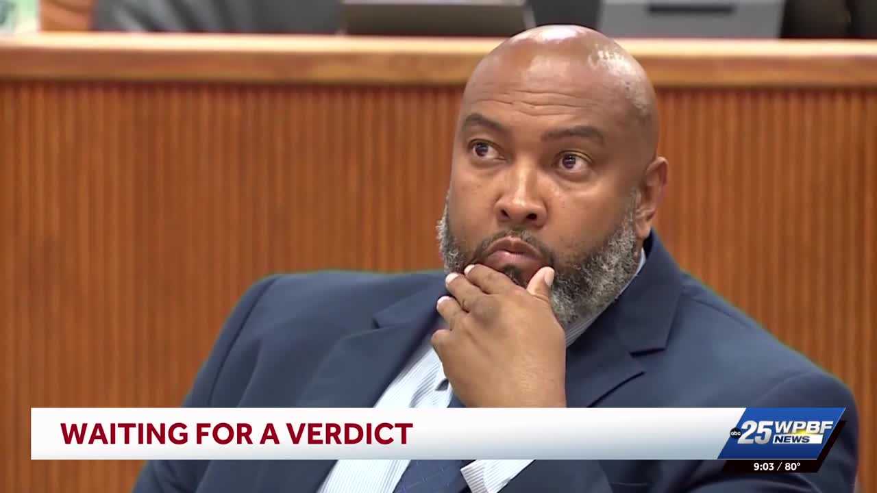 Jury deliberates in trial of former Fort Pierce city manager
