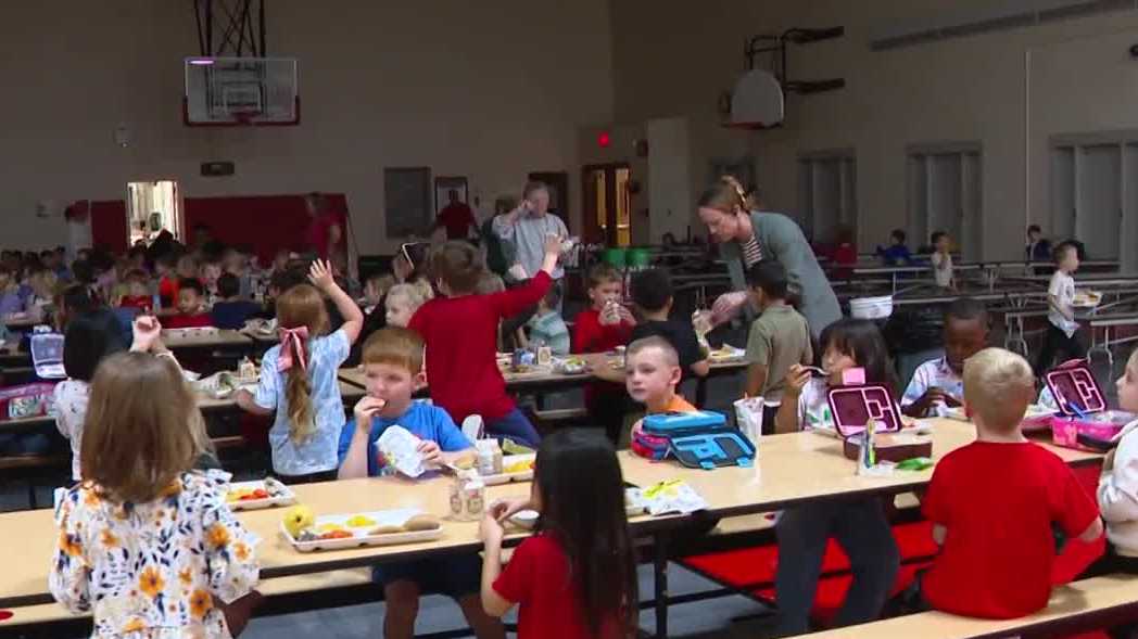 Carlisle students back after 2 water main breaks