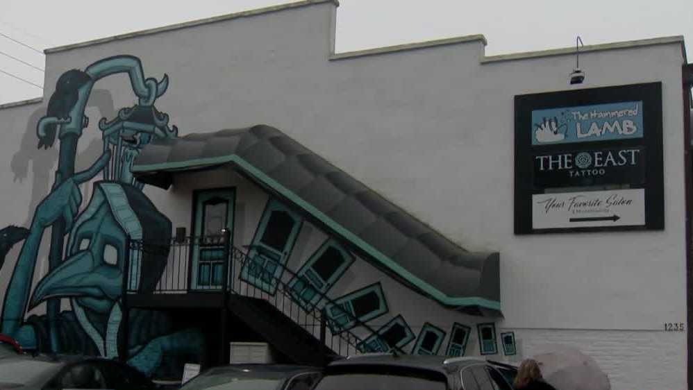 Small businesses in Ivanhoe Village see strong support at holiday time