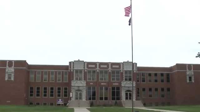 Threats cause Kiel schools to go virtual, postpone graduation - Vimarsana News