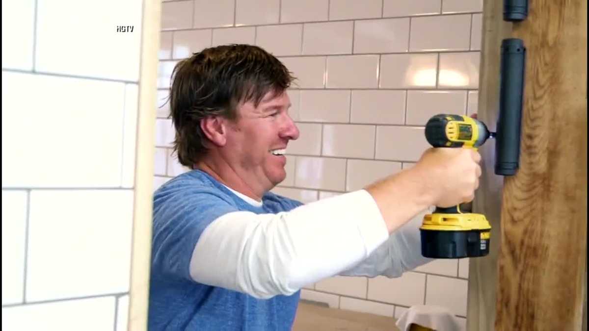 Lawsuit against 'Fixer Upper' star gets personal