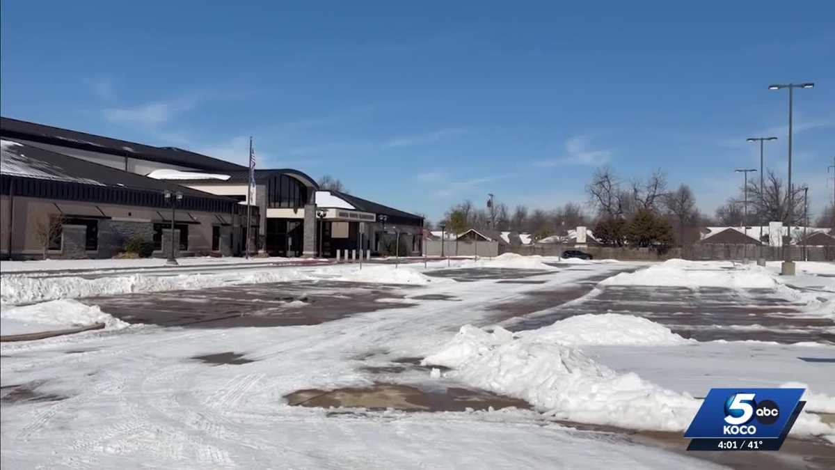 Oklahoma schools assess safety for reopening after winter storm
