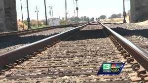 Man rescues 2 women moments before train hits SUV