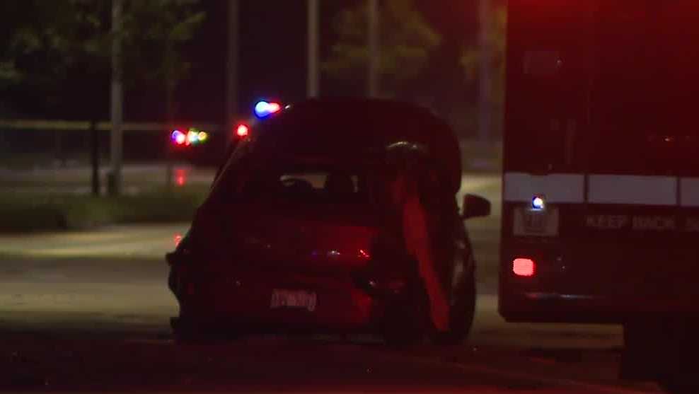 Woman charged in reckless driving crash that killed Milwaukee newspaper carrier - Vimarsana News