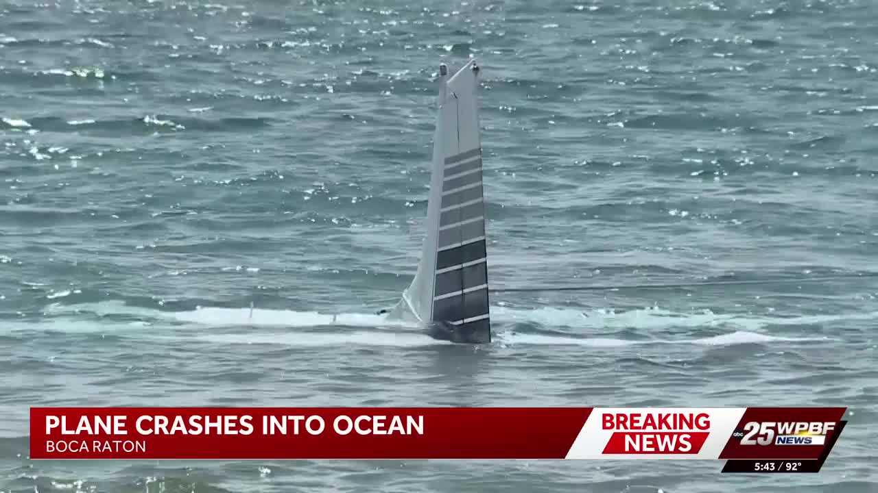 Videos show Piper plane landing in ocean near Boca Raton