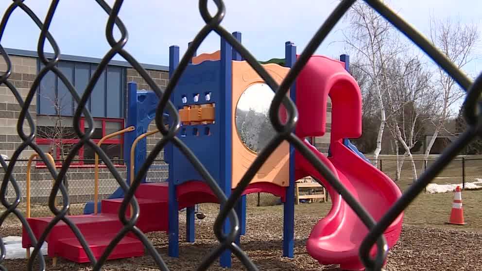 Vermont school district extends closures due to coronavirus concerns