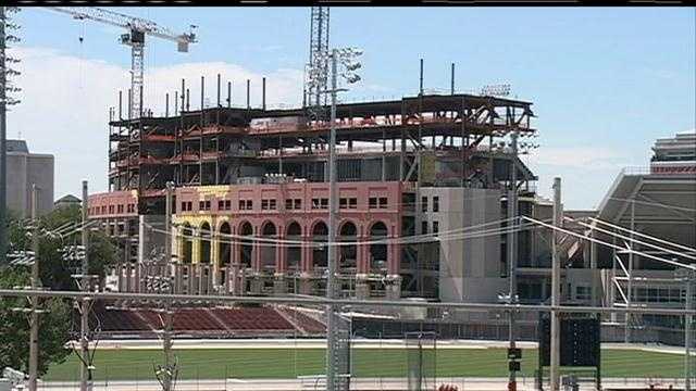 Fans get closer look at stadium expansion