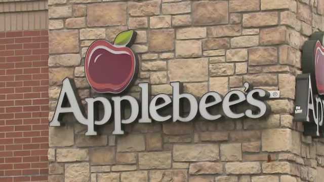 'I just felt bad for the baby': Applebee's employees describe Kenosha police arrest of wrong man - Vimarsana News