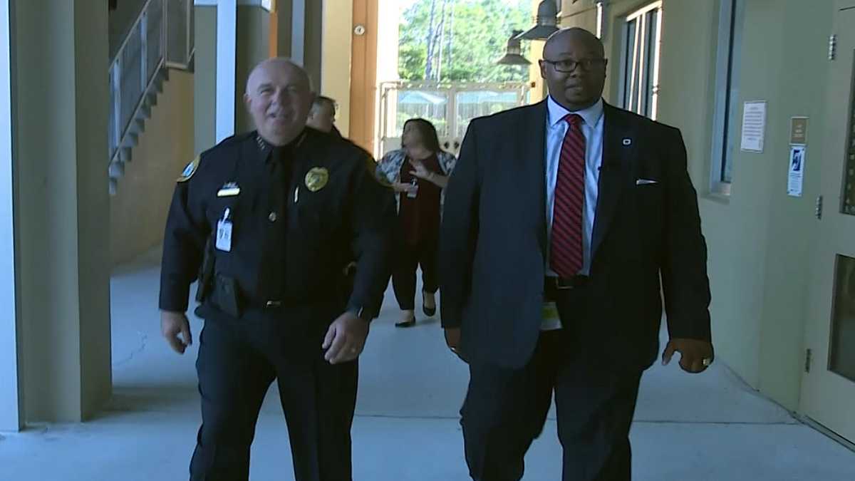 PBCS superintendent visits schools