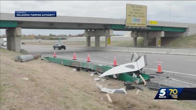 Semitrucks striking Oklahoma bridges cause millions in damage - Vimarsana News