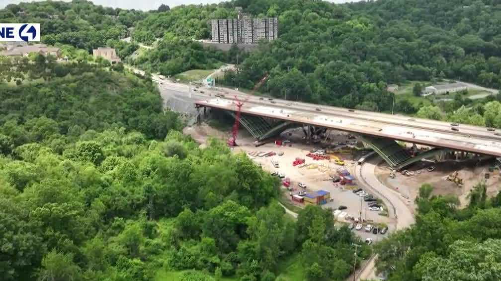 Will nearby neighborhoods feel the impact of the controlled blast during Parkway construction?