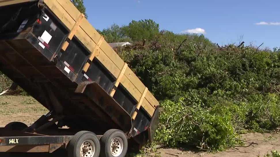 Washington County cleans up derecho damages - Vimarsana News