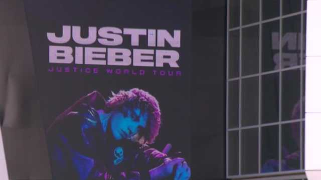Sacramento business owners hope returning artists like Justin Bieber a sign of returning commerce - Vimarsana News