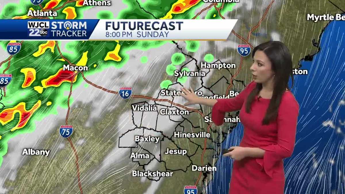 Strong cold front arrives overnight....Winter weather returns tomorrow