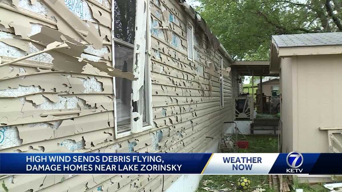 High winds send debris flying, damaging homes near Lake Zorinsky