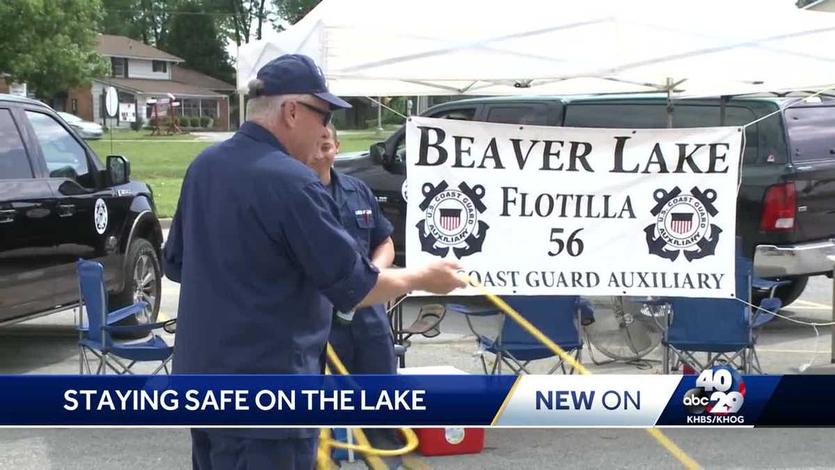 How to stay safe while boating on Beaver Lake