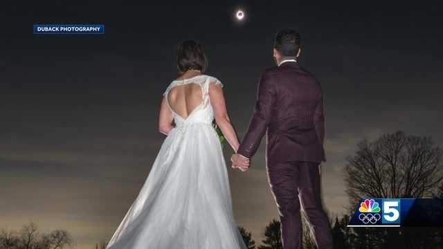 Couple weds in Vermont minutes before total solar eclipse - Vimarsana News