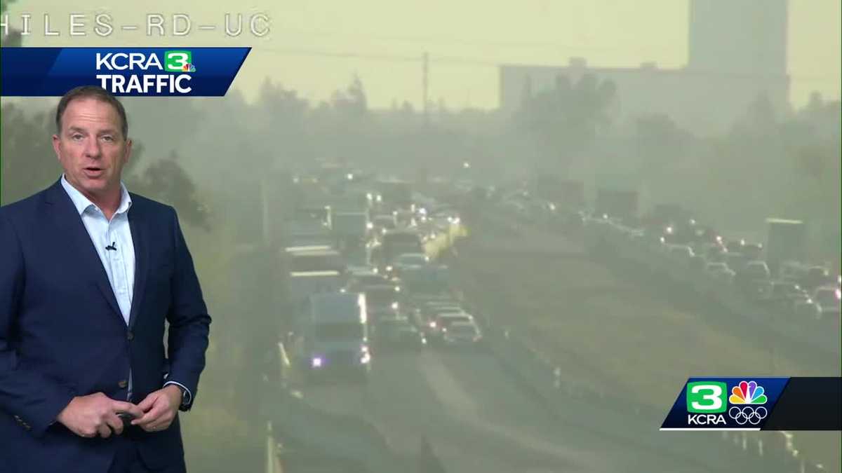 Big rig hits fence, causes traffic slowdown on Highway 80