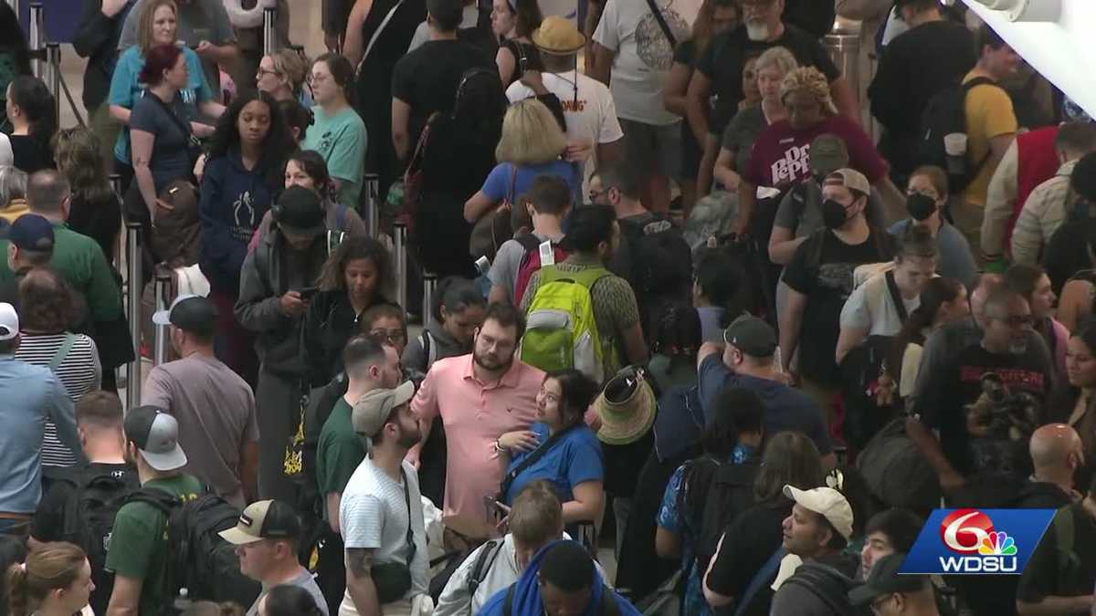 Traveling this weekend? New Orleans airport officials warn of possibility of long lines again