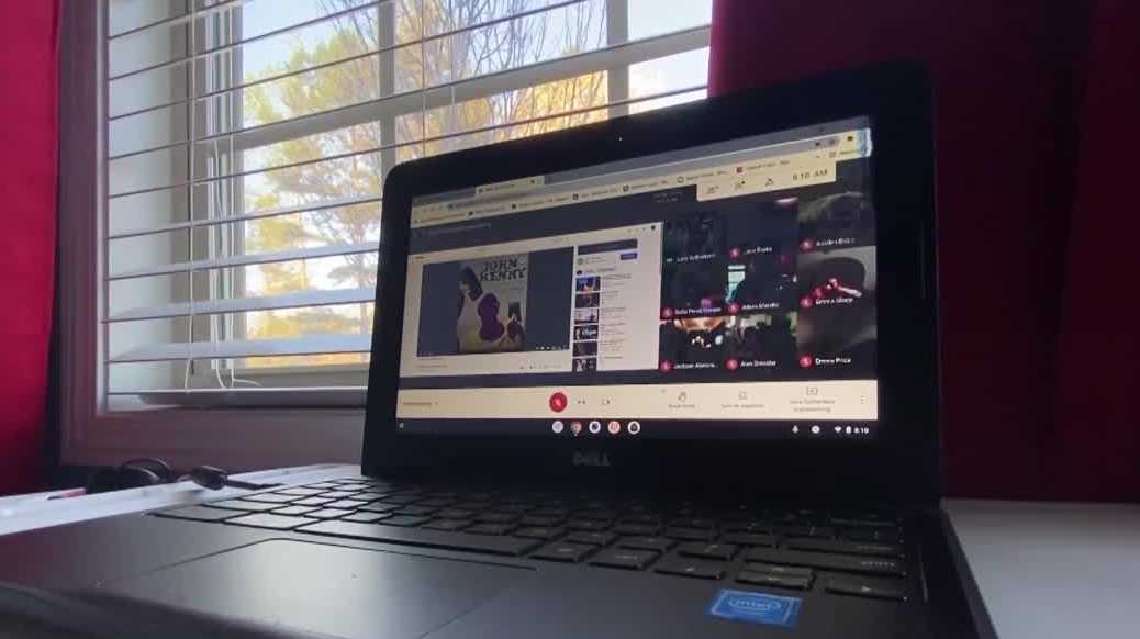 How are South Carolina educators, families feeling about e-learning?