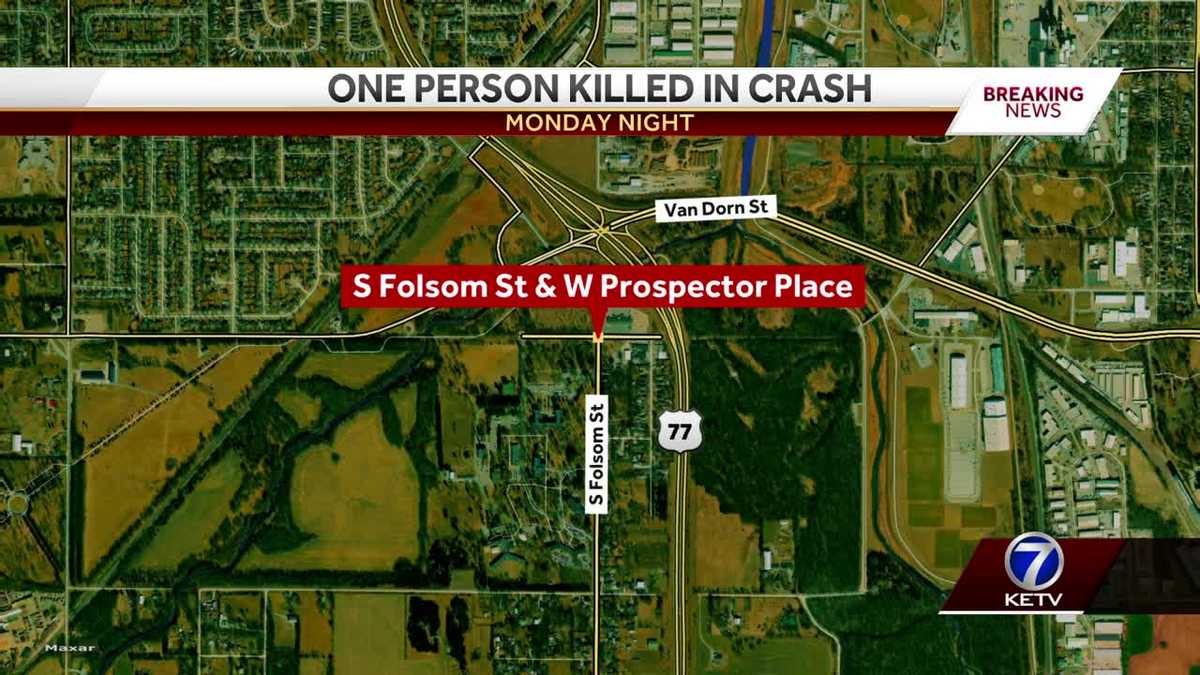 Police identify Lincoln man killed in crash near Highway 77