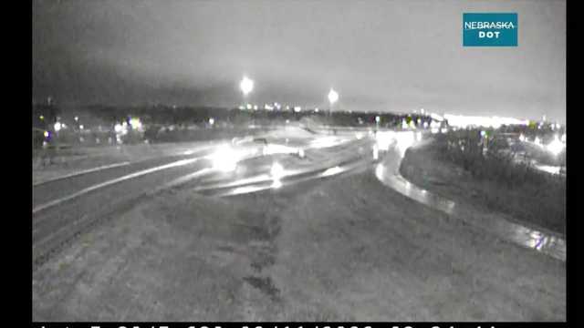 A jackknifed semi forced detours on I-80 and I-680 in Omaha early Friday morning. - Vimarsana News
