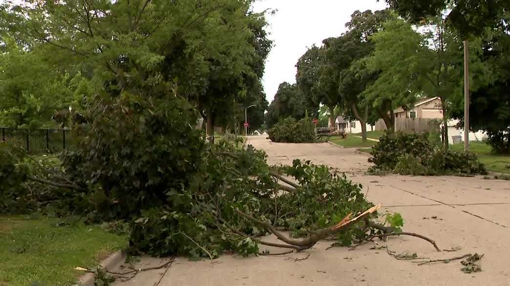 Utility, power crews in Milwaukee respond to Thursday storm damage
