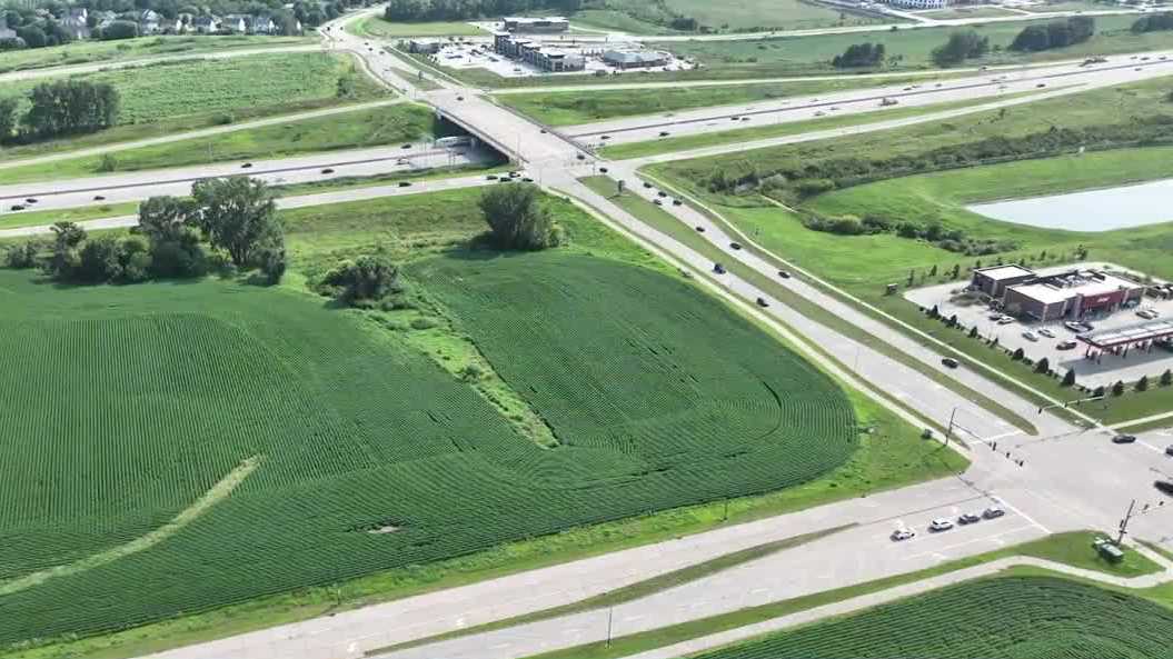 Buc-ee's plans first Iowa location in Urbandale, raising excitement and concerns