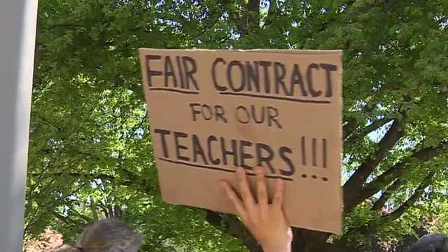Brookline teachers, city reach deal to end strike - Vimarsana News