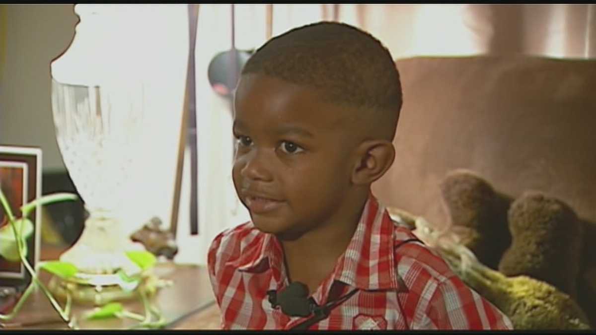 Family makes lifesaving leap from burning apartment