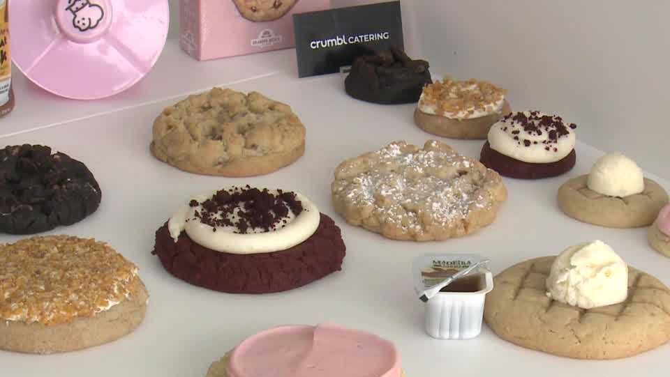 Crumbl Cookies opens store in Fern Creek