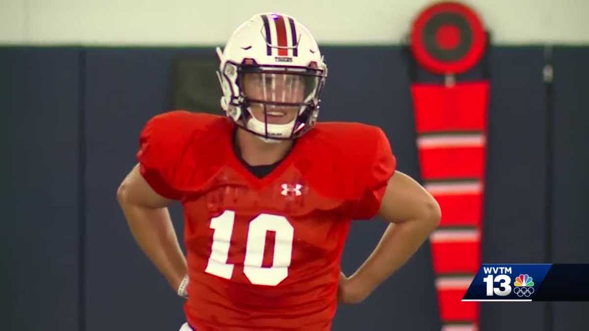 Auburn Qbs Improve On First Day In Full Pads