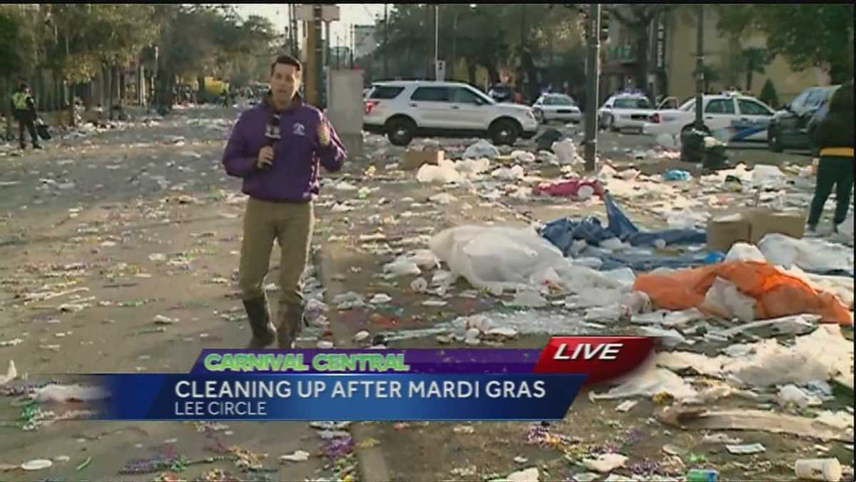 mardi gras parade crews