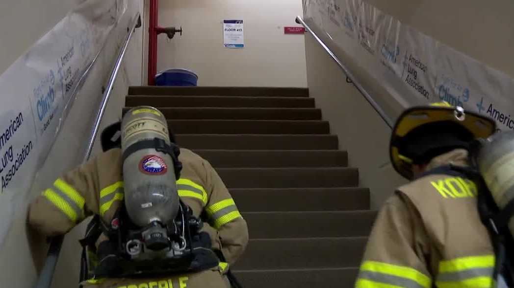 Milwaukee stair climb raises awareness for lung health and firefighters