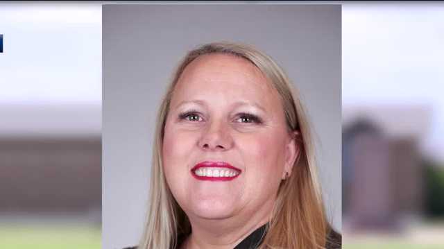Oklahoma judge could lose job for texting during murder trial - Vimarsana News