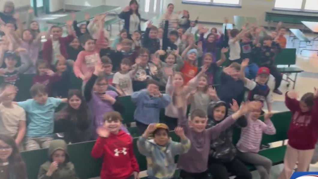 WMUR's Kevin Skarupa visits Heron Pond Elementary in Milford