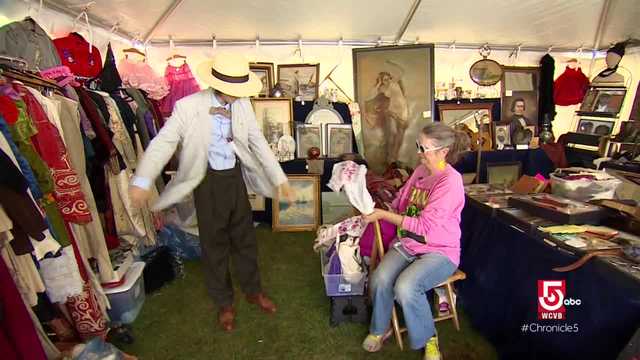 The Brimfield, Mass., antique markets draw vendors and shoppers from around the world - Vimarsana News