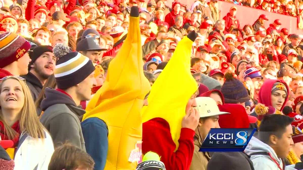 Fans go bananas after Iowa State upsets fourthranked TCU