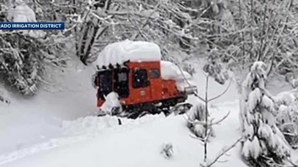 El Dorado Irrigation District crews tend to canals in winter weather