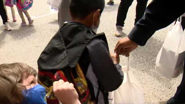 Bozeman Foundation helps at-risk kids get backpacks - Vimarsana News