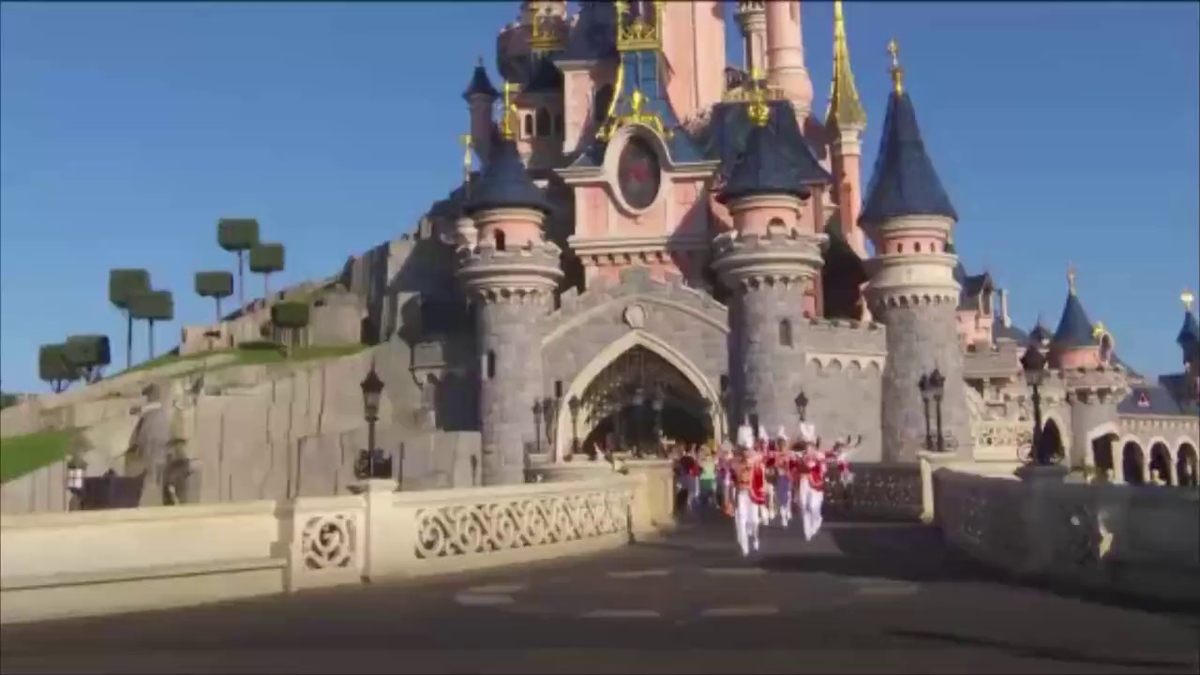 These items are banned from Disney