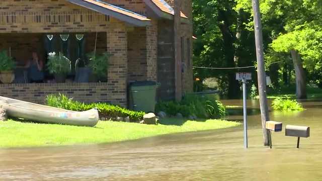 Iowa floods: Lehigh residents prepare for Des Moines River to crest Thursday