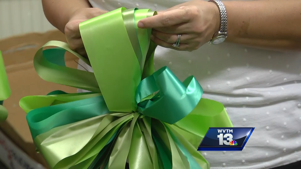 Columbiana florist sells green ribbons for Green family