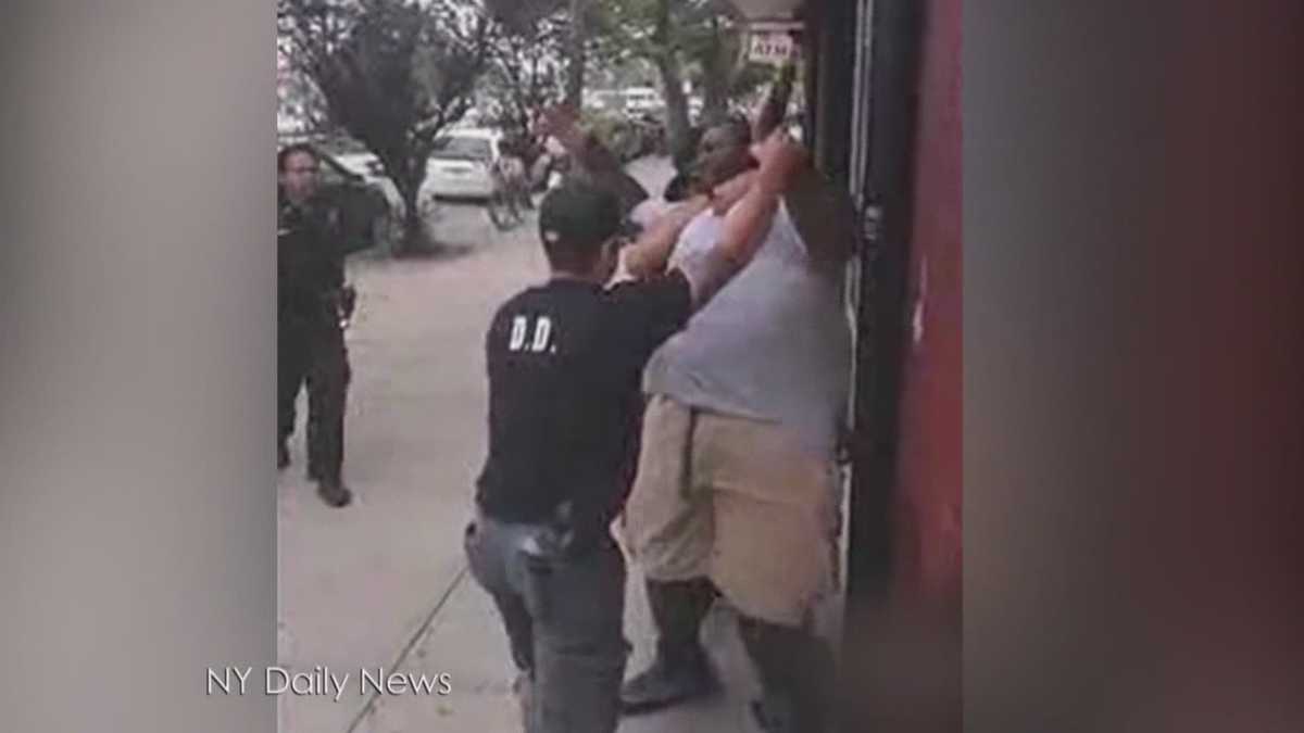 Man dies after choke hold, hundreds protest