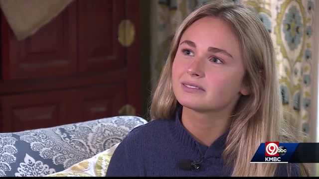 KC teen who struggled with anorexia for years talks about moment she finally got help - Vimarsana News