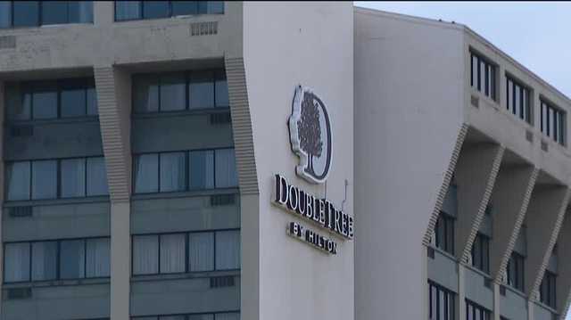 Monroeville DoubleTree Hotel abruptly shuts down - Vimarsana News