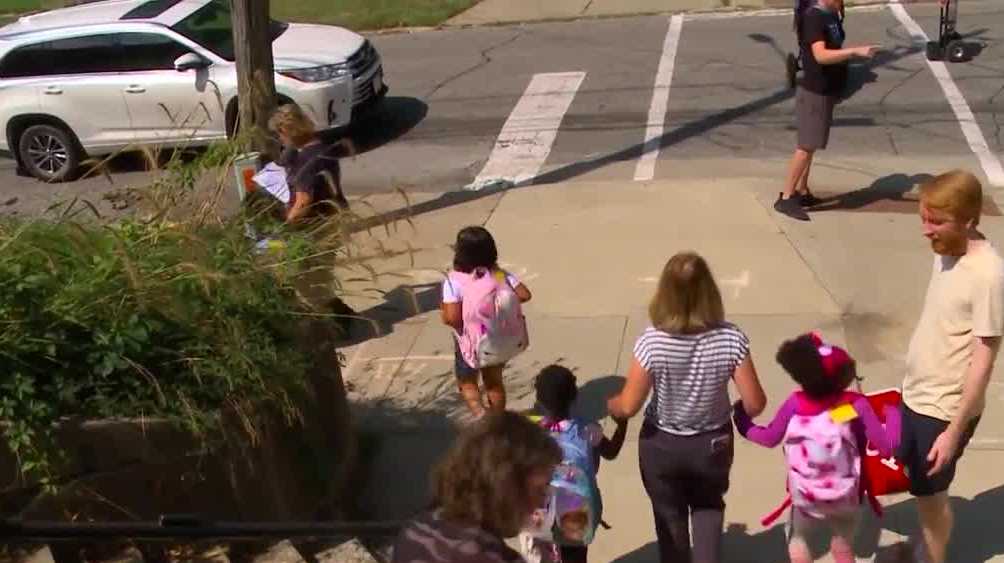 BUDGET CUTS IN PUBLIC SCHOOLS visual data 2