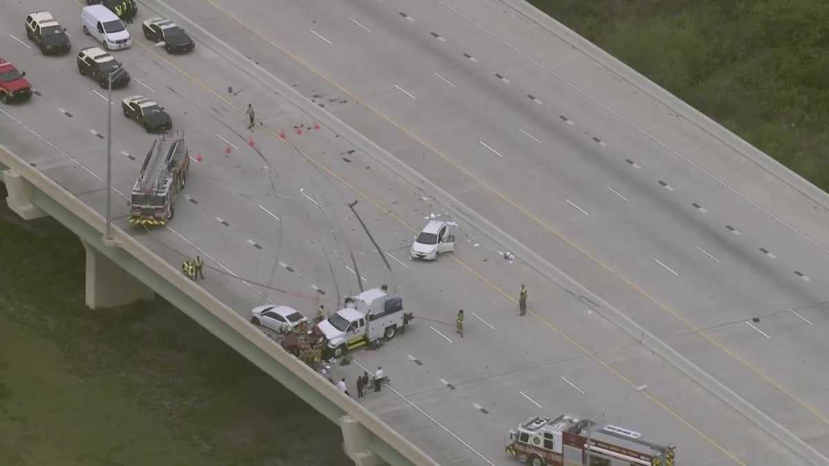 Deadly crash shuts down part of Maitland Boulevard