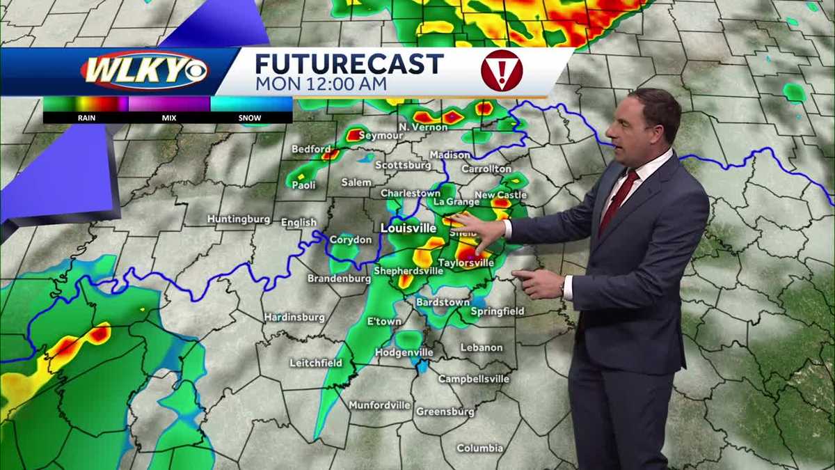 Few strong to severe storms possible Sunday night