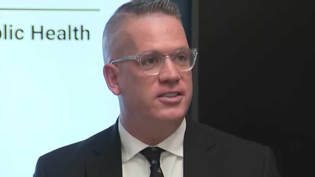 Iowa Senate blocks Reynolds HHS director pick